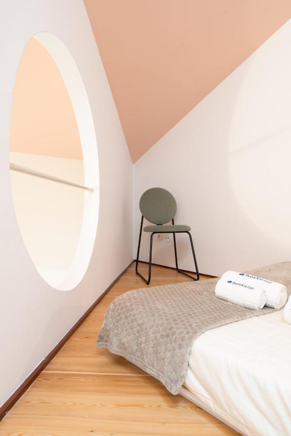 Host Wise - Quiet Colourful House - Garden Apartment
