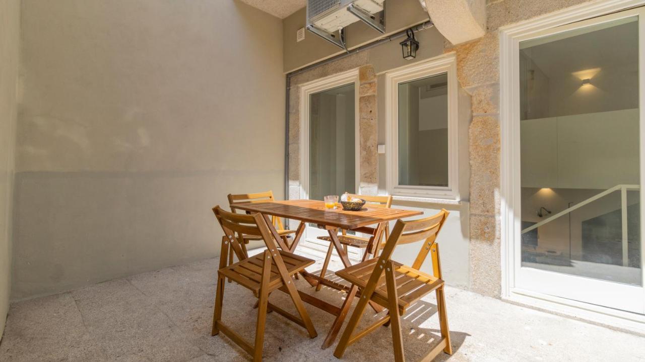 Stunning Duplex W/ Patio By Lovelystay Porto