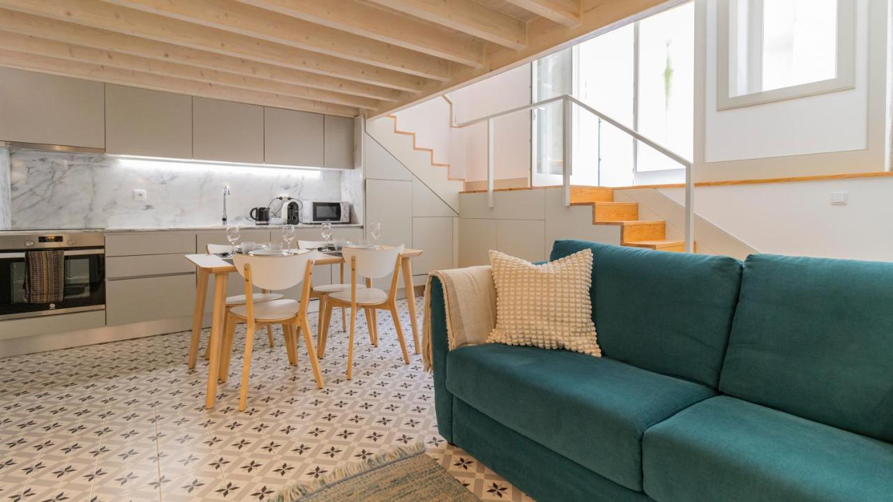 Stunning Duplex W/ Patio By Lovelystay Porto