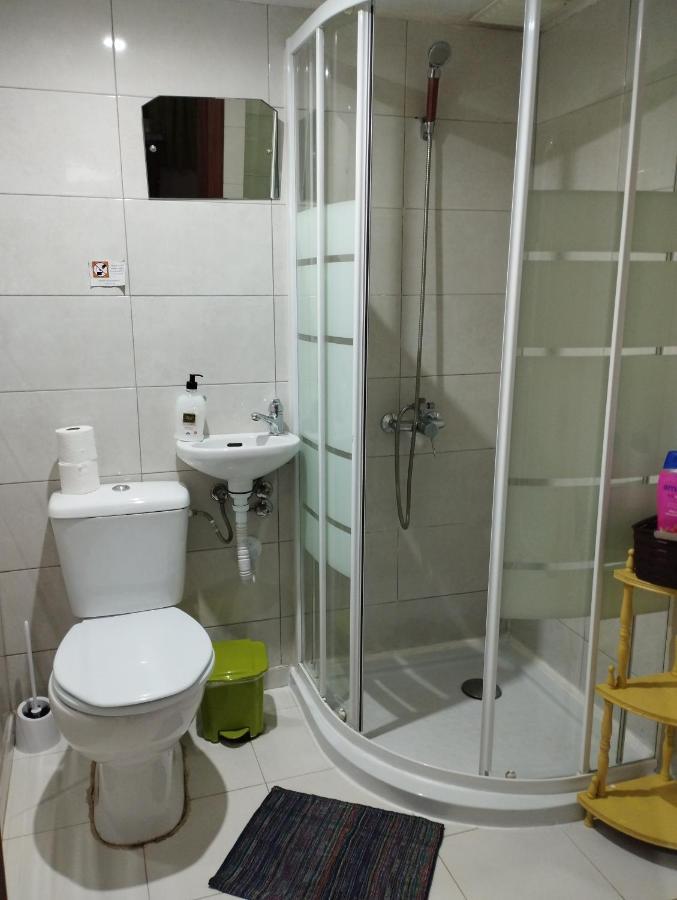 Quarto 2 Com Banheiro Privado Accommodatie bij particulieren Porto