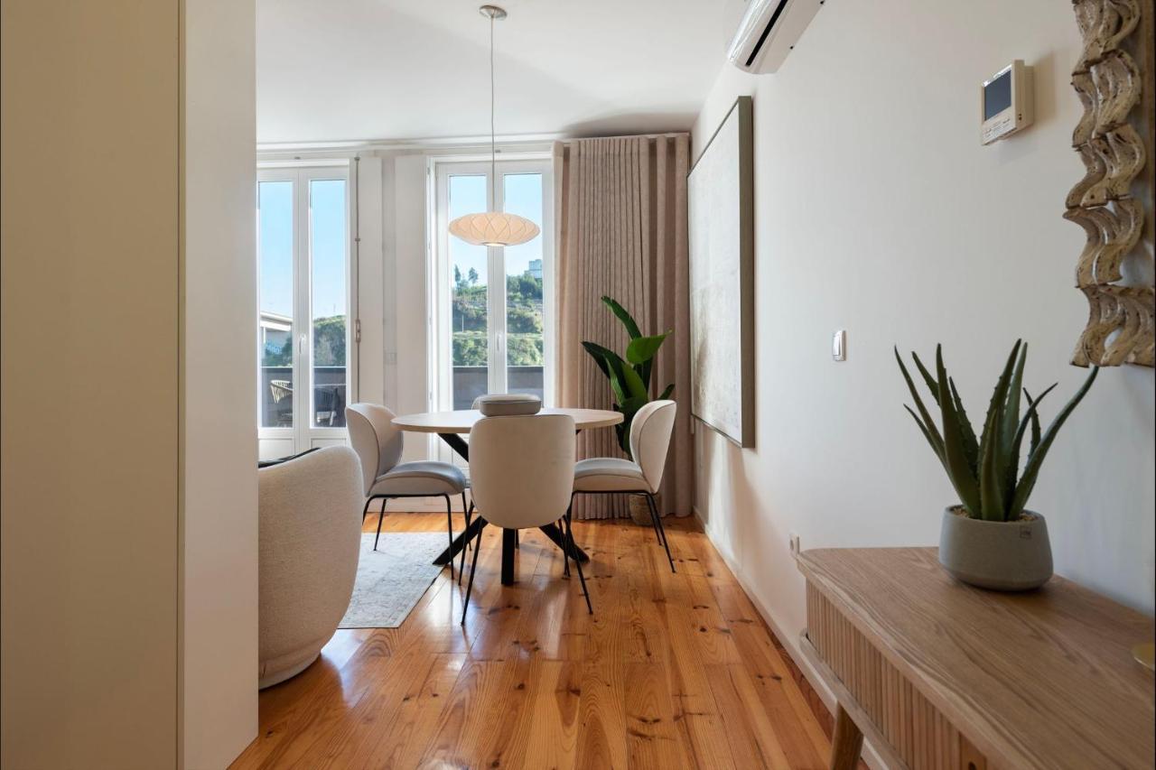 Unique T2 W/ View Of The River By Lovelystay Apartment Porto