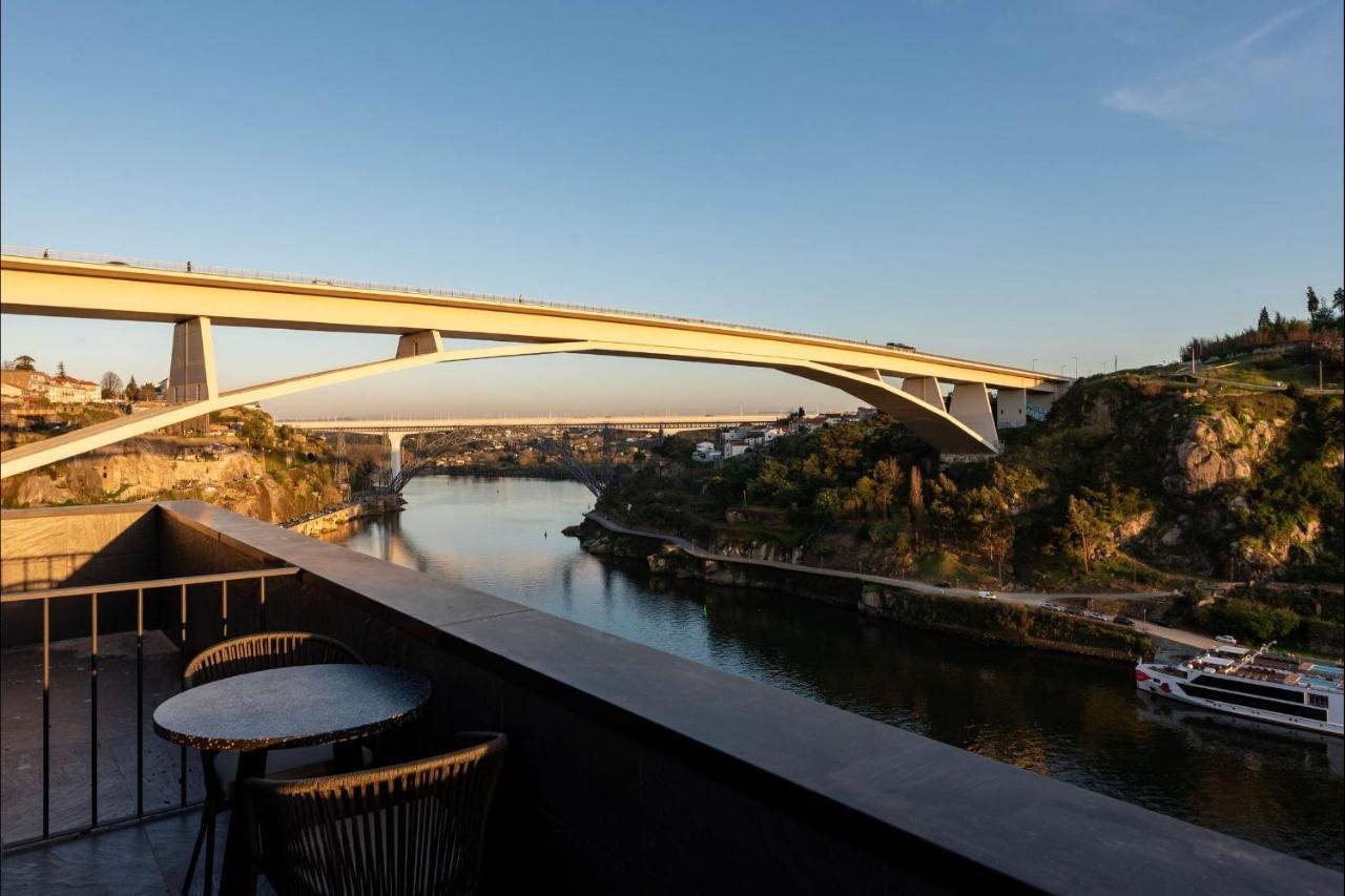 Apartment Unique T2 W/ View Of The River By Lovelystay Porto