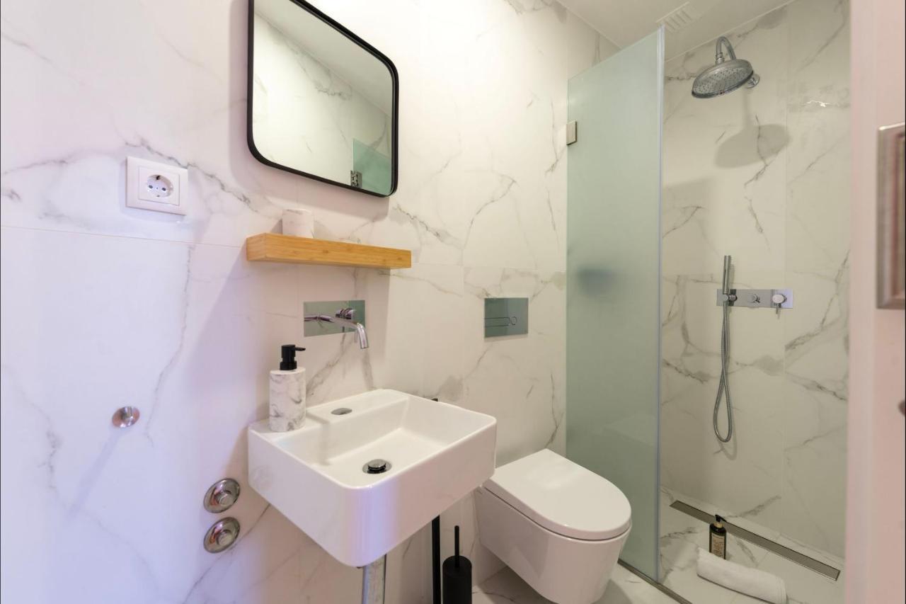 Unique T2 W/ View Of The River By Lovelystay Apartment Porto