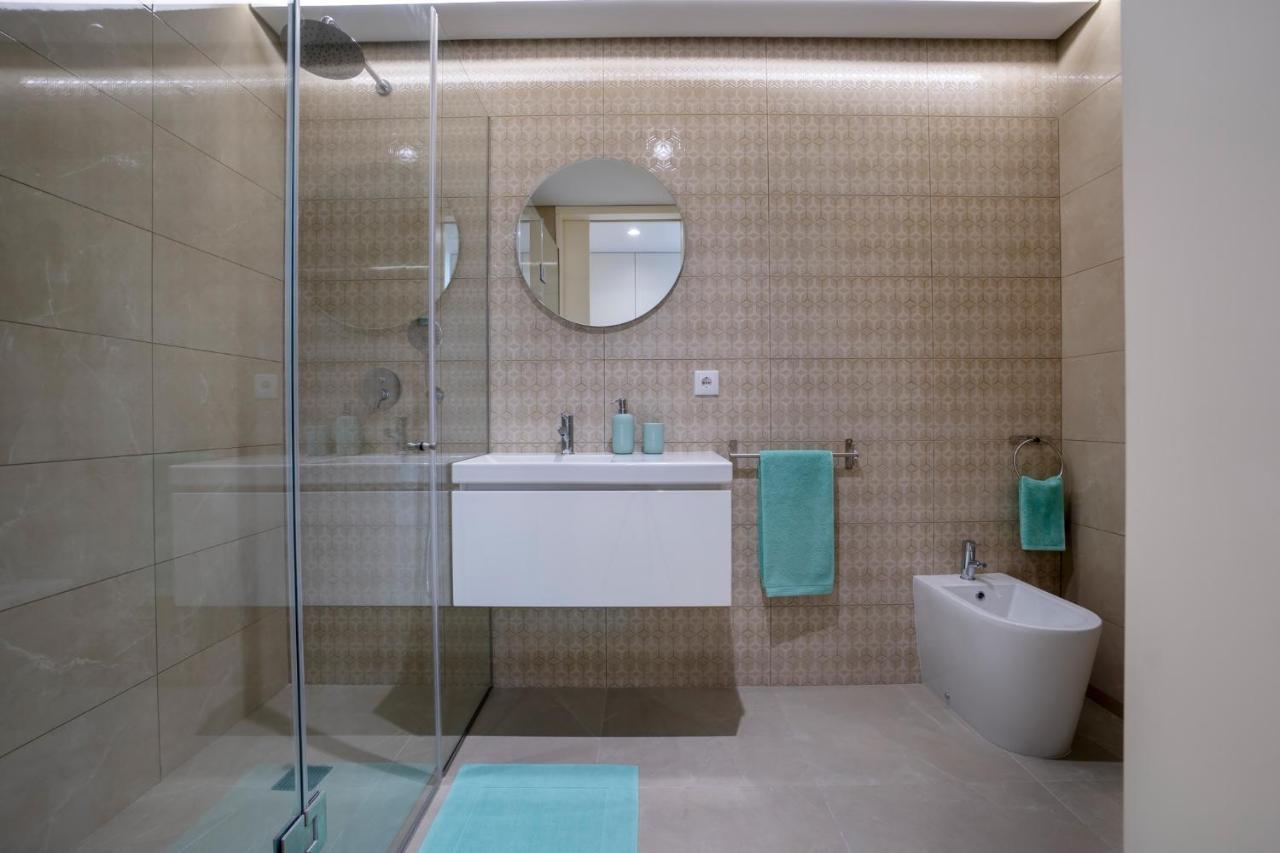 Apartment Bonfim Living - Great Location, Al Fresco Dining And Free Private Parking Porto