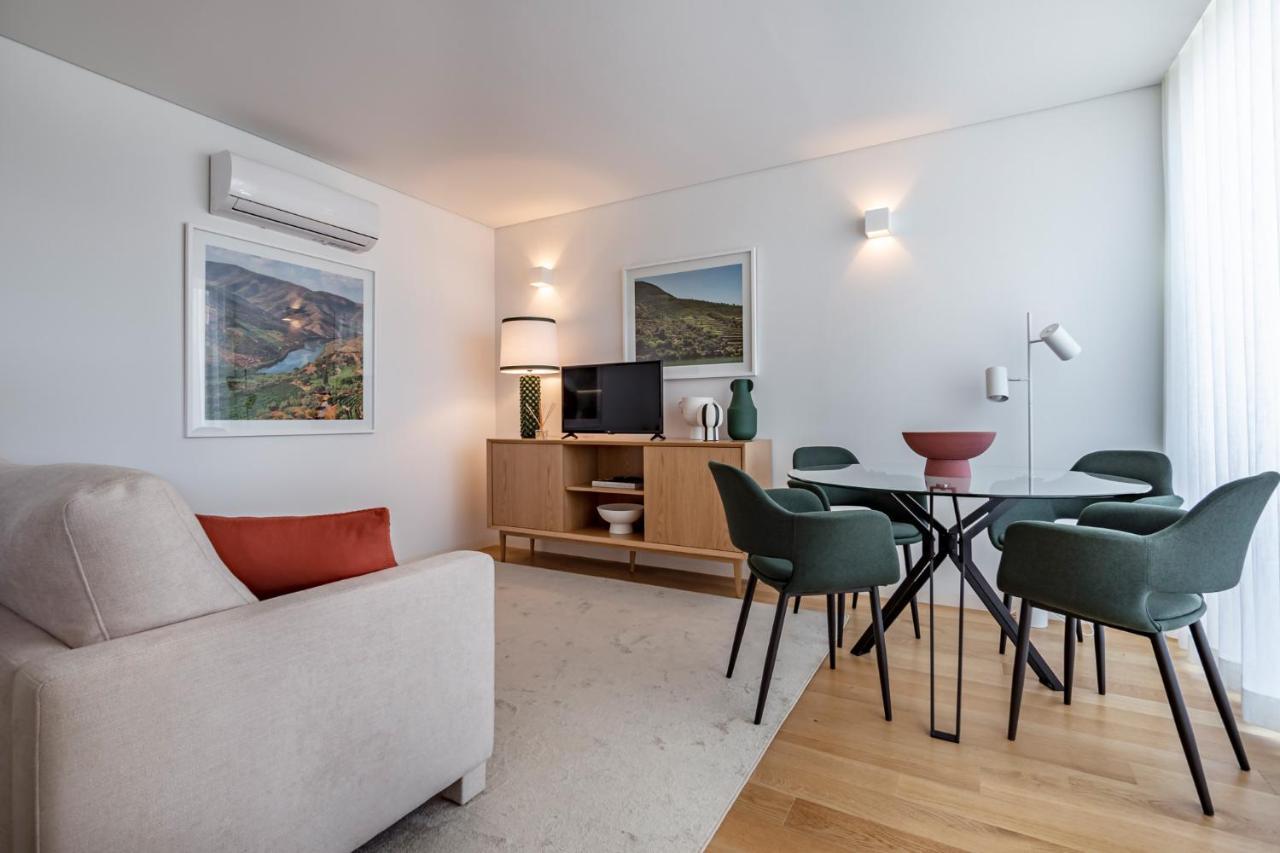 Apartment Bonfim Living - Great Location, Al Fresco Dining And Free Private Parking *