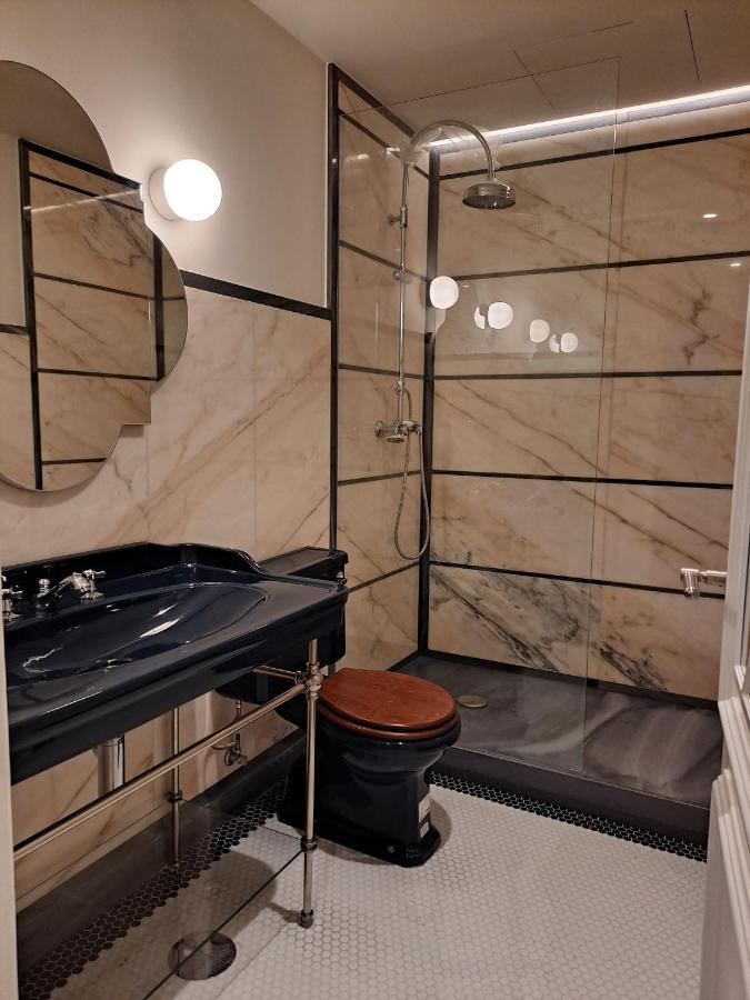 One Shot Palacio Cedofeita Hotel 5*