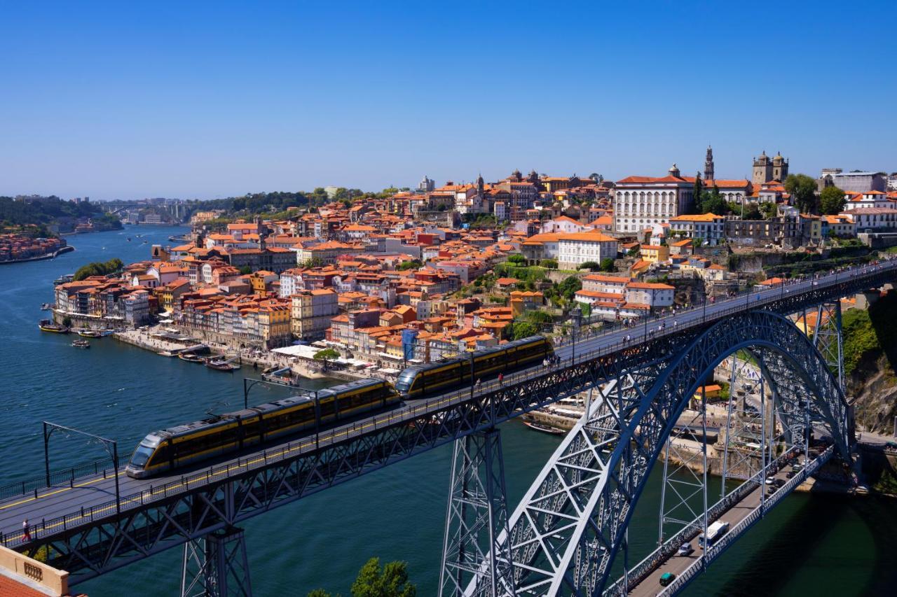 Frühstückspension Seaside Elegance And Tranquility: Your Luxurious Getaway Porto
