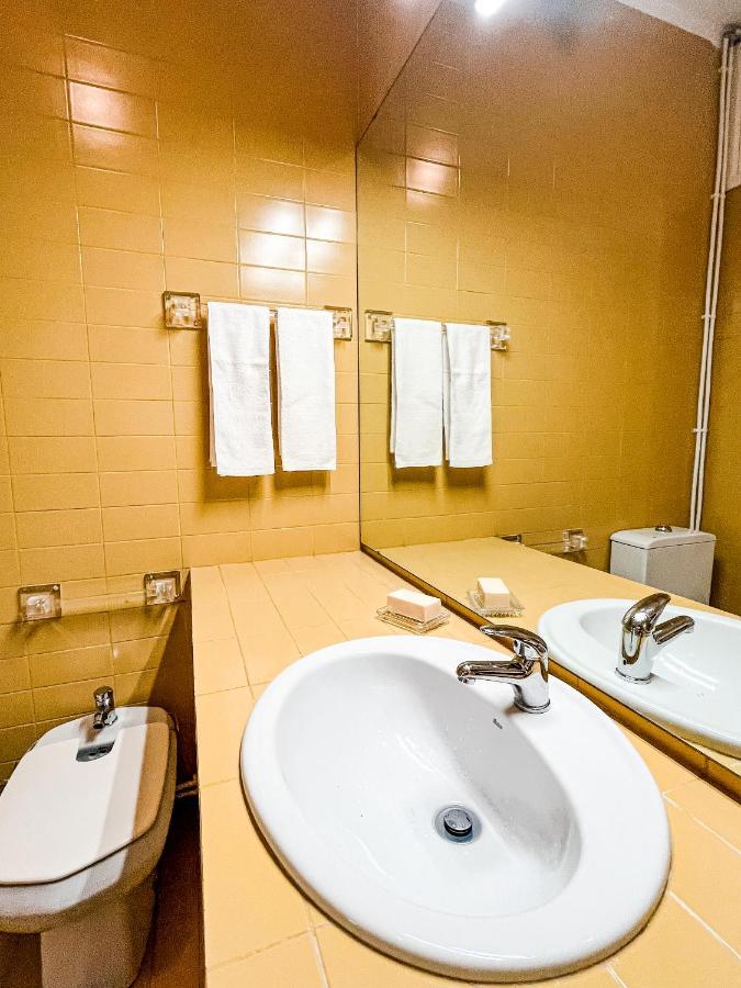 Seaside Elegance And Tranquility: Your Luxurious Getaway Frühstückspension