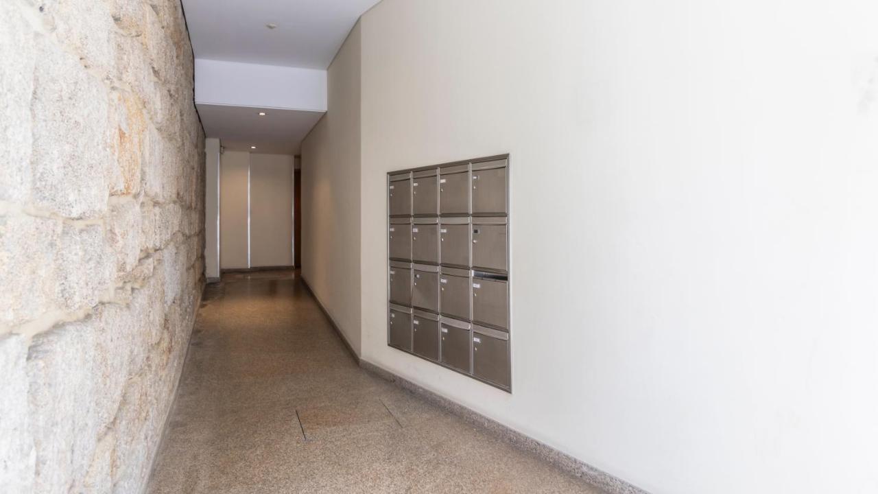 Mouzinho Downtown 2br W/ Parking By Lovelystay * Porto