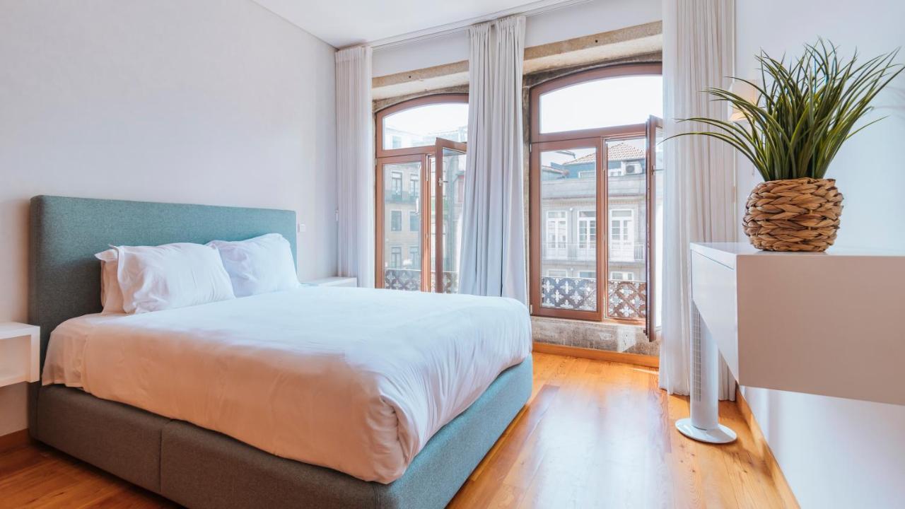 Mouzinho Downtown 2br W/ Parking By Lovelystay Apartment *
