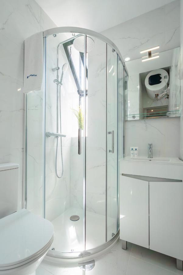 Host Wise - Peaceful Sunny Flat - Ace Location Apartment Porto