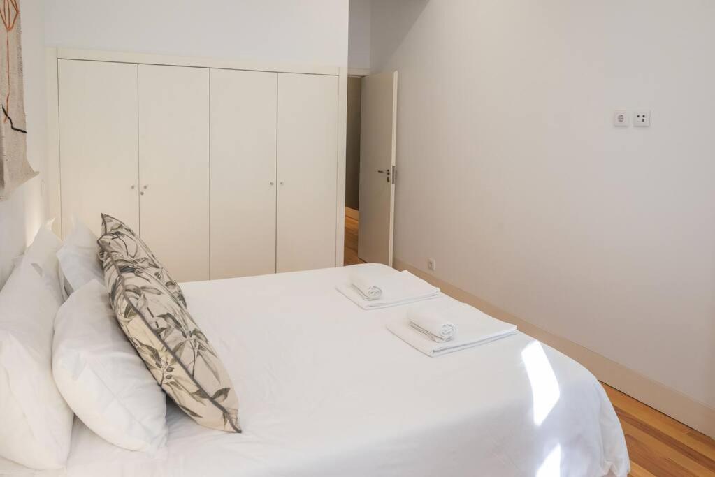So Truly Apartment Porto