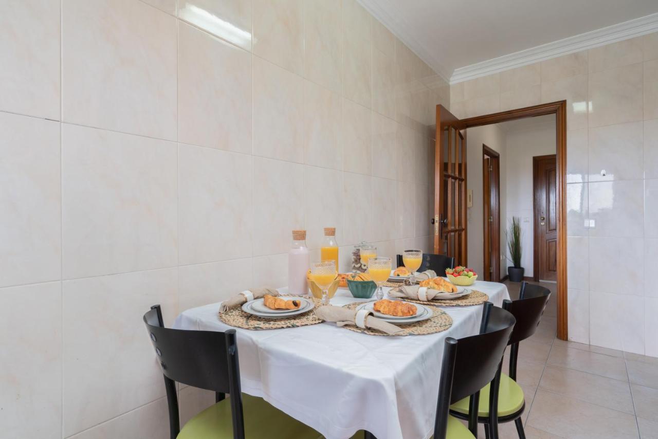 Apartment Sunny Cozy Flat W/ Terrace - Sao Joao *