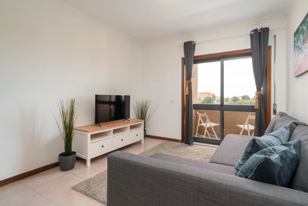 Apartment Sunny Cozy Flat W/ Terrace - Sao Joao *