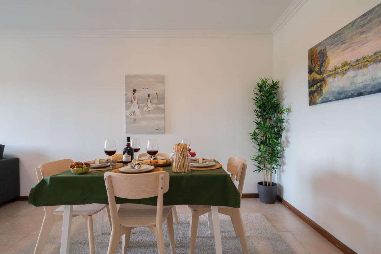 Sunny Cozy Flat W/ Terrace - Sao Joao Porto
