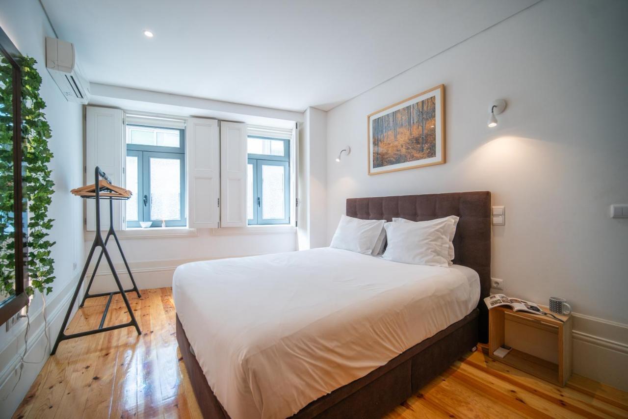Joivy Modern Flat With Patio In Central Porto