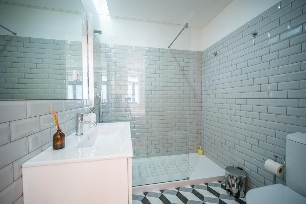 Apartment Joivy Modern Flat With Patio In Central
