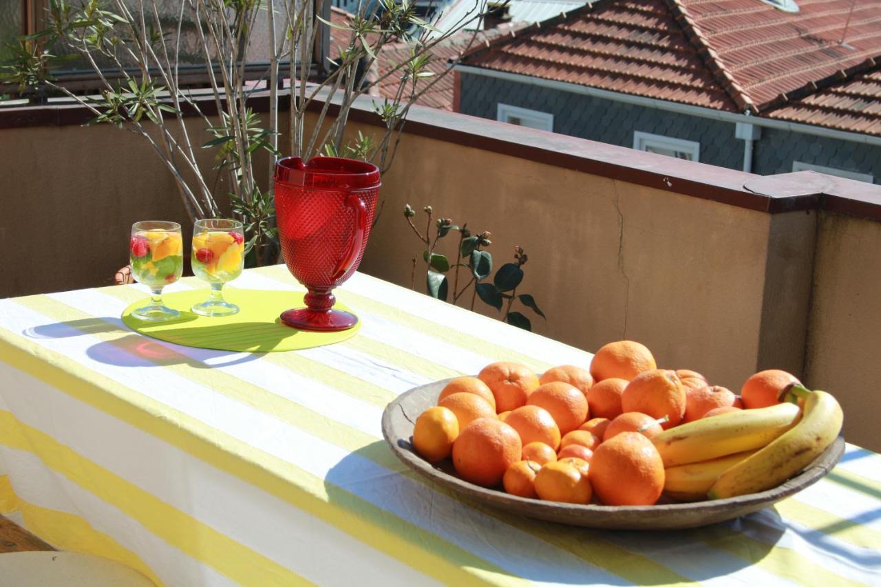 Pretty Flat With Terrace, Air Cond, Free Parking, By With Lda *