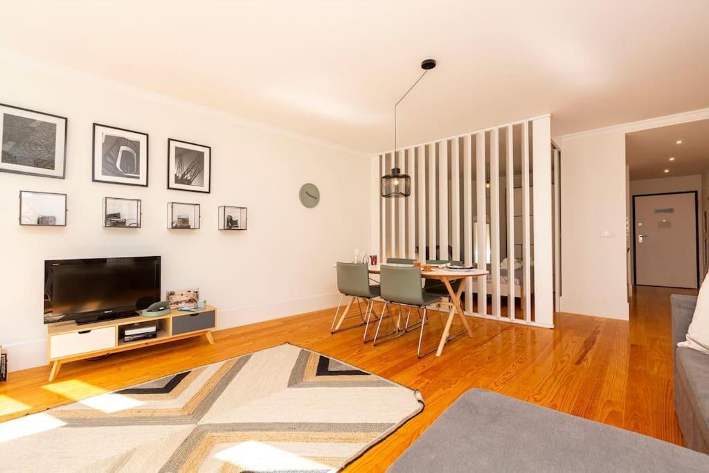 Say Cheese Apartment