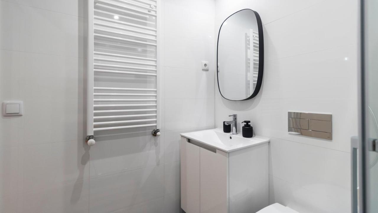Apartment Premium 2br Flat Near Santa Catarina By Lovelystay Porto