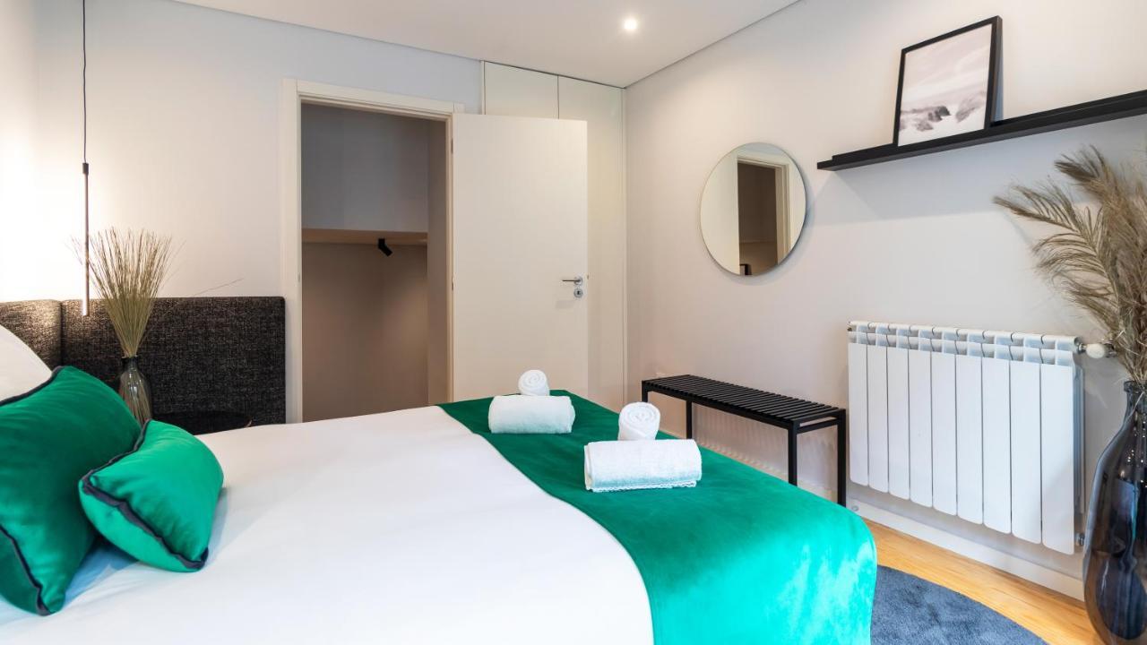 Premium 2br Flat Near Santa Catarina By Lovelystay Apartment