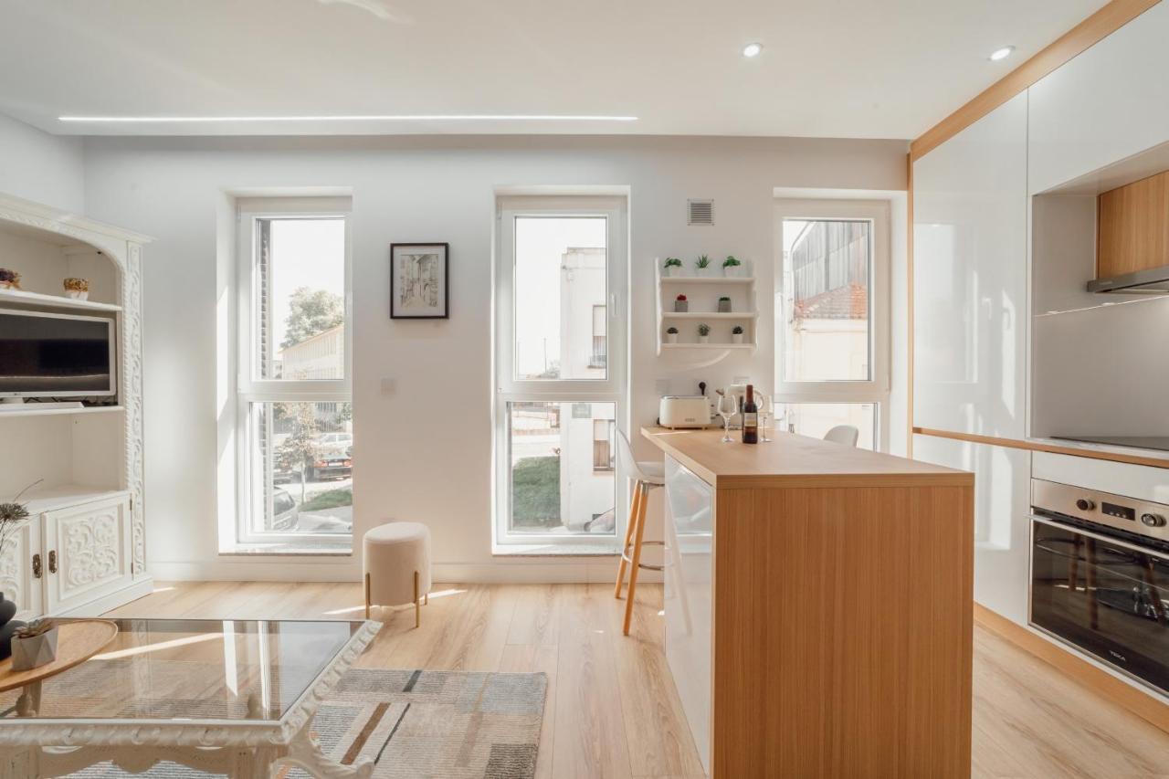 Apartment Cozy By Homing