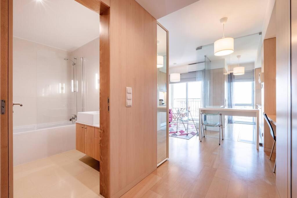 Viva Stadium Residence Studios Apartment *