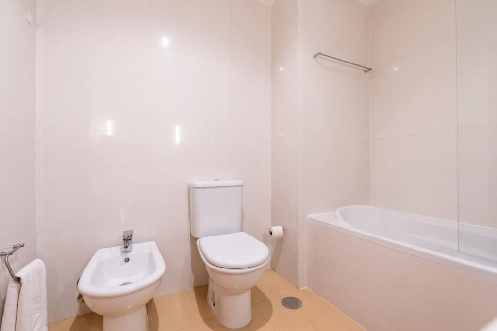 Viva Stadium Residence Studios Apartment *