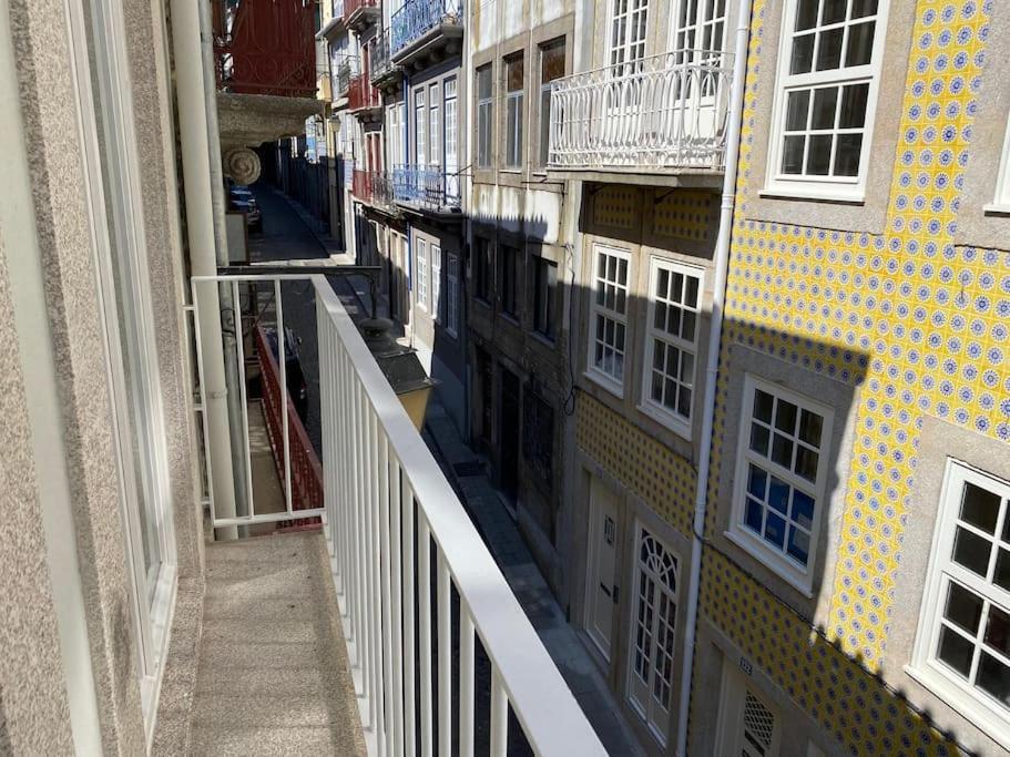 Appartement Sweet Clerigos Balcony View