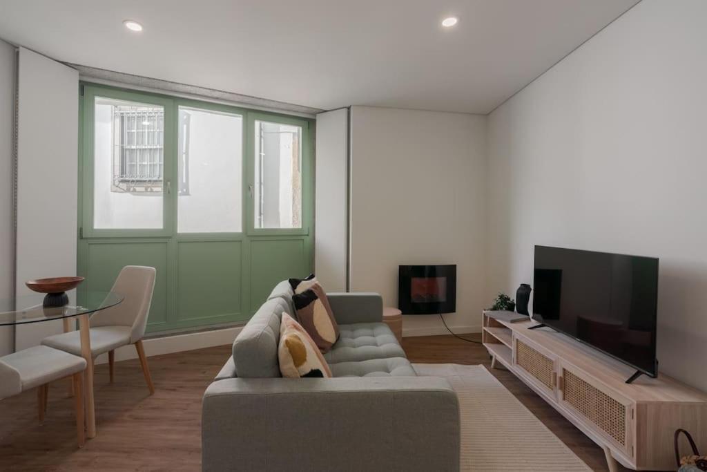 Mint Flat In Foz By The Douro Porto