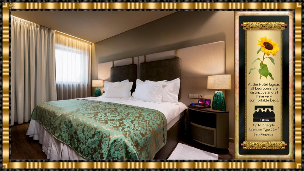 Hotel Jaguar - Airport To And Center And Vice-versa Is A Free And Continuous Shuttle Service From 7am To 8pm 4*