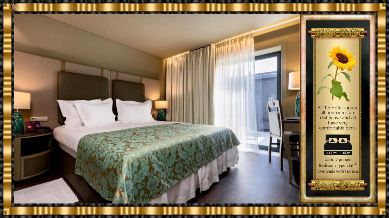 Jaguar - Airport To And Center And Vice-versa Is A Free And Continuous Shuttle Service From 7am To 8pm Hotel Porto