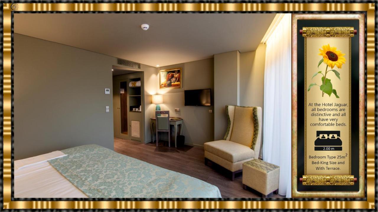 Jaguar - Airport To And Center And Vice-versa Is A Free And Continuous Shuttle Service From 7am To 8pm Hotel Porto