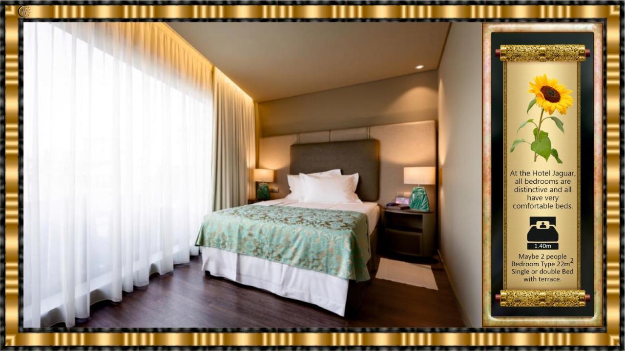 Jaguar - Airport To And Center And Vice-versa Is A Free And Continuous Shuttle Service From 7am To 8pm Hotel Porto