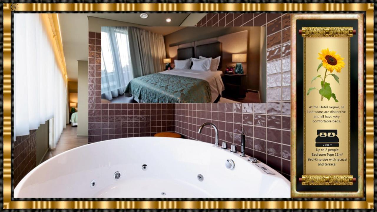 Hotel Jaguar - Airport To And Center And Vice-versa Is A Free And Continuous Shuttle Service From 7am To 8pm Porto