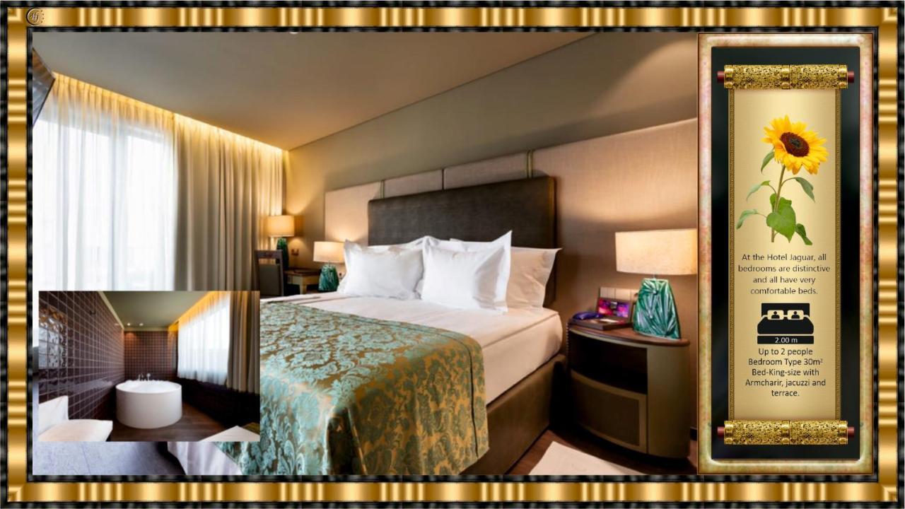 Jaguar - Airport To And Center And Vice-versa Is A Free And Continuous Shuttle Service From 7am To 8pm Hotel Porto