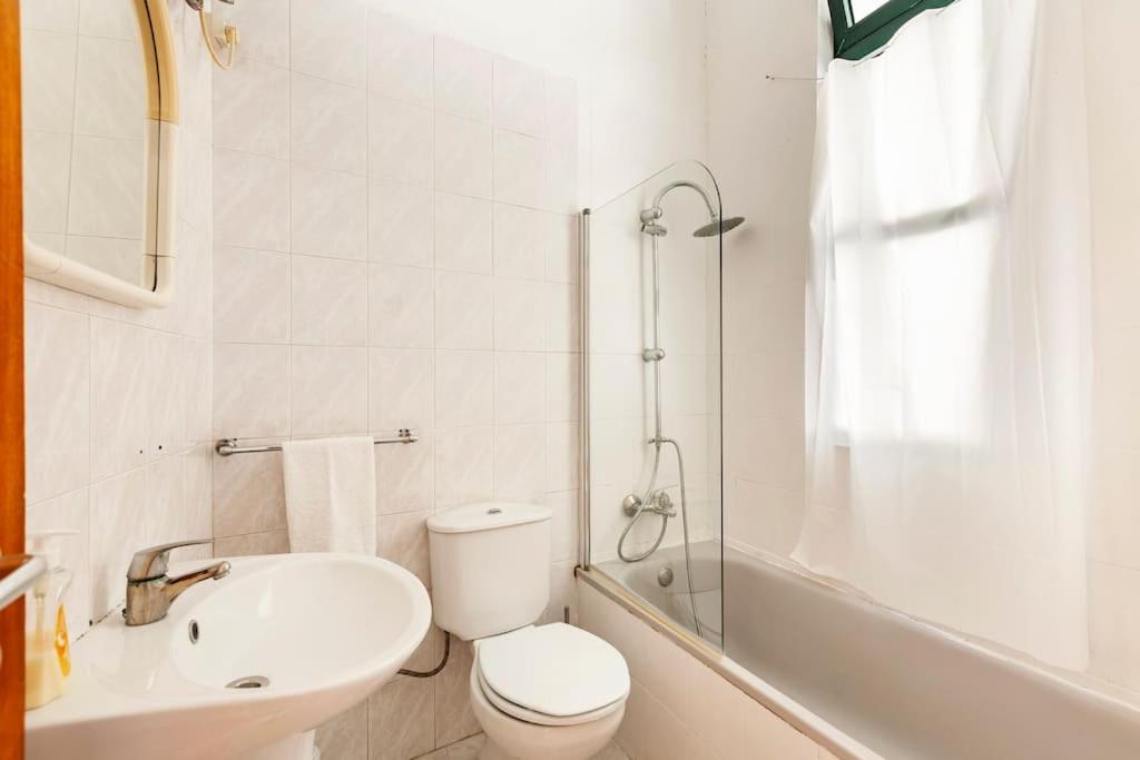 Charming Townhouse In The Historic Center Of Porto