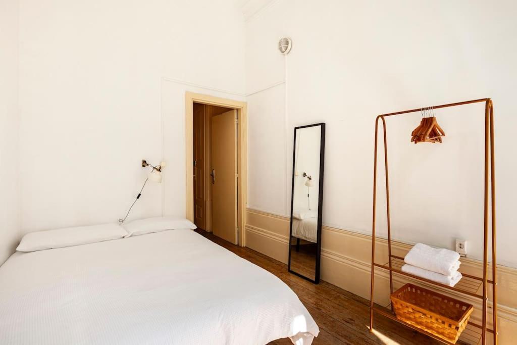 Charming Townhouse In The Historic Center Of Porto
