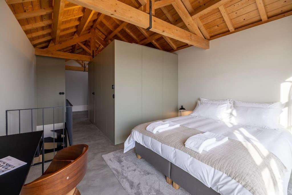 Casaporto207 E - Unique Duplex Panoramic View Apartment Porto