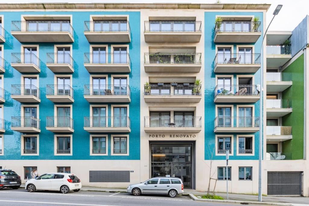 Renovato Deluxe Apartment *