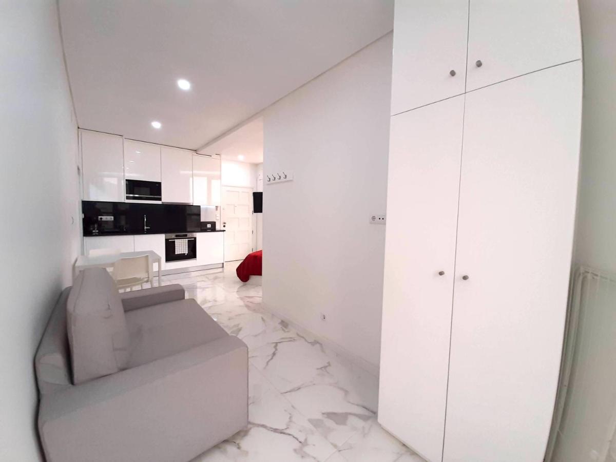 Vb Studio, By Flat In * Porto