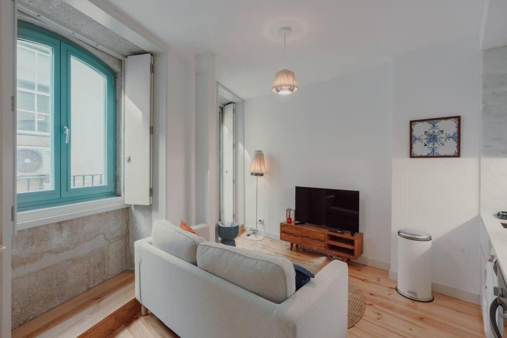 Cristelo 1 Bed Next To River Porto