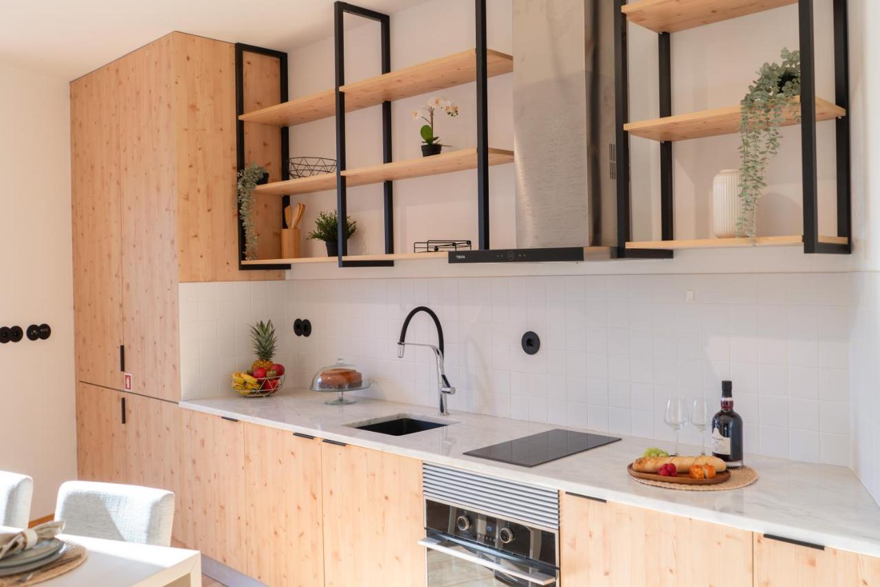 Luxurious Bright Flats - Ace Location * Porto