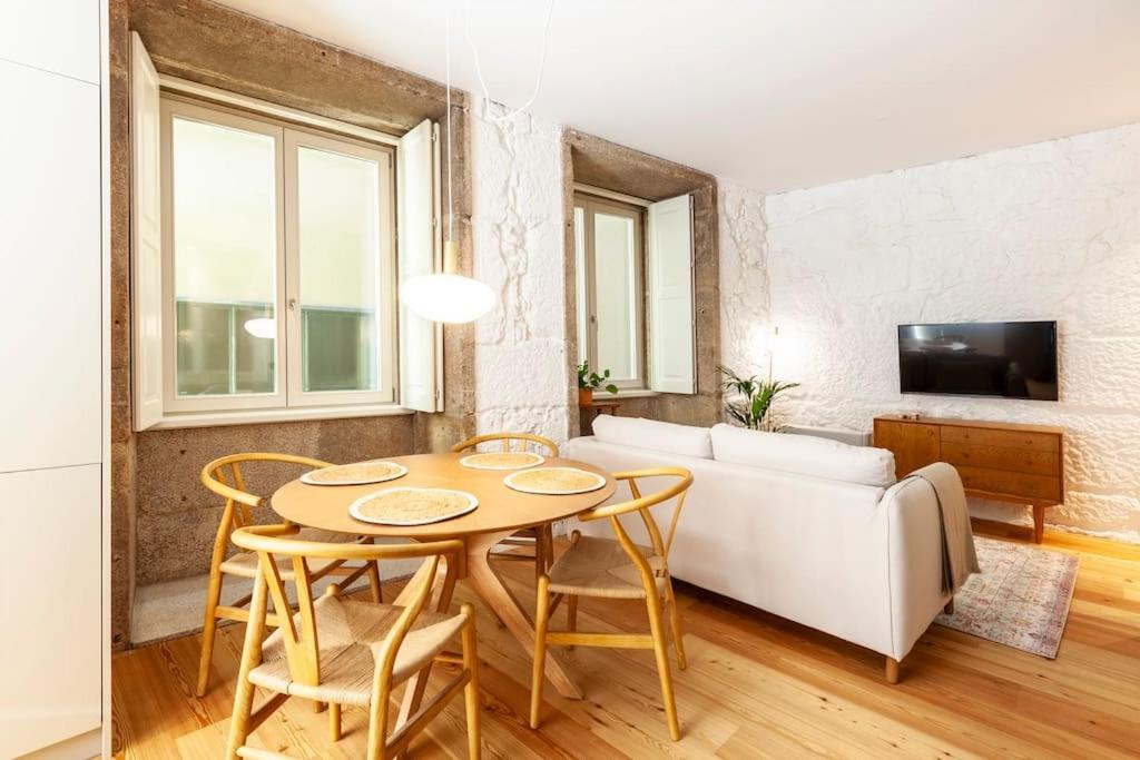 Perfect Retreat In The Center Of Apartment