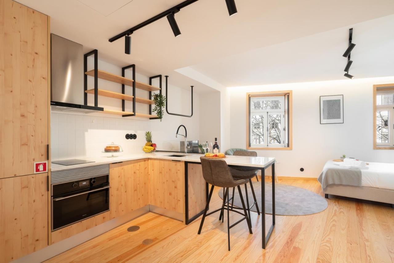 Luxurious Bright Flats - Ace Location Porto