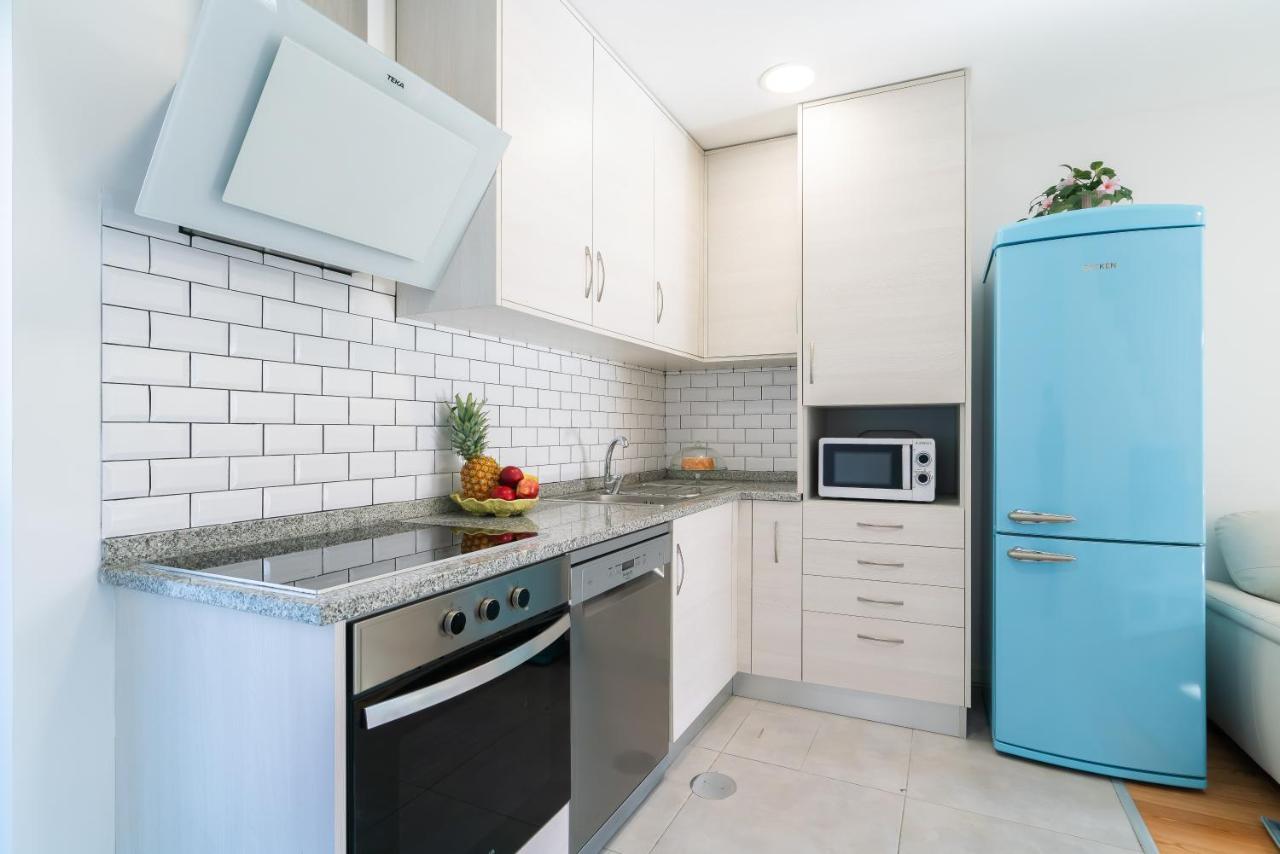 Host Wise - Elegant Colorful House W Private Terrace Holiday home Porto