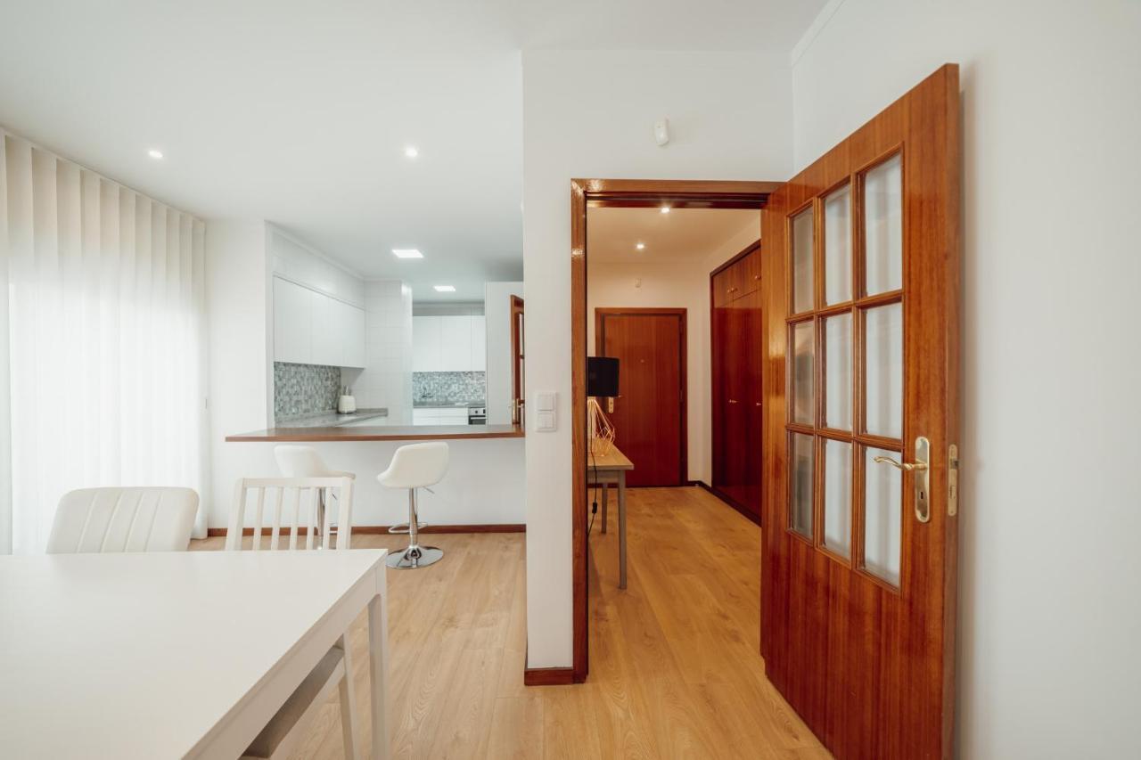 Center Grand With Seaview Terrace By Vacationy Apartment