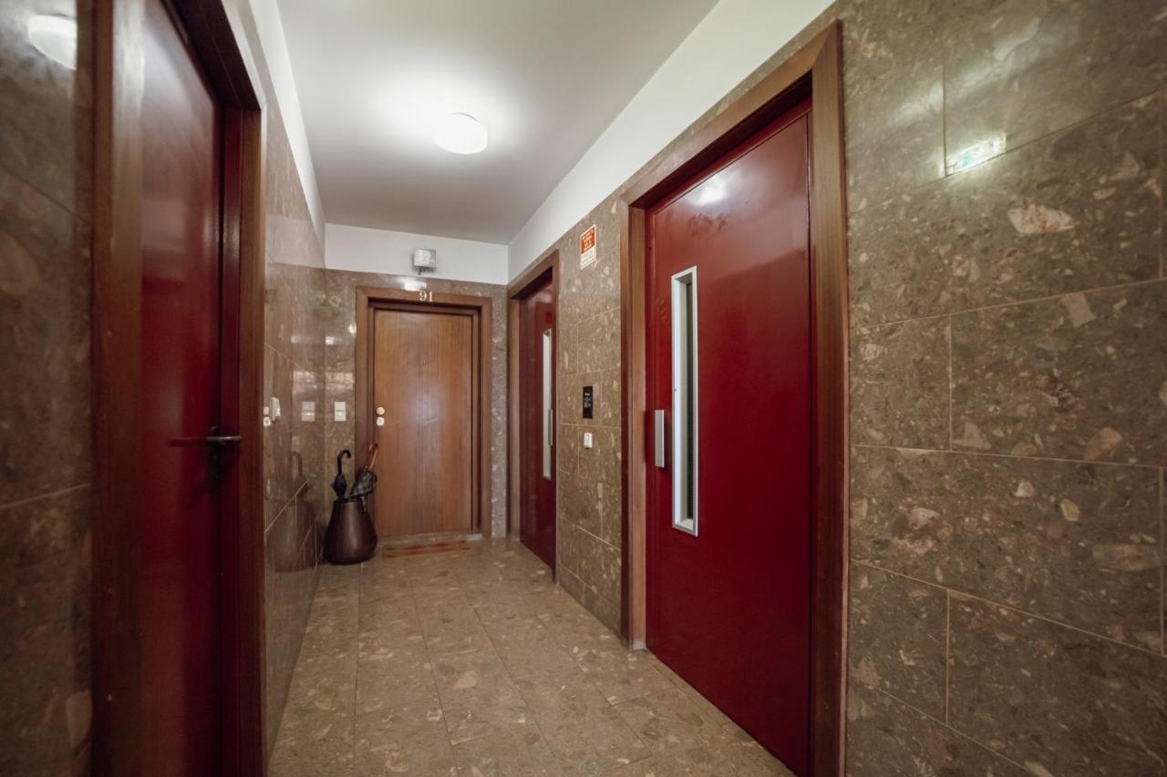 Center Grand With Seaview Terrace By Vacationy Apartment *