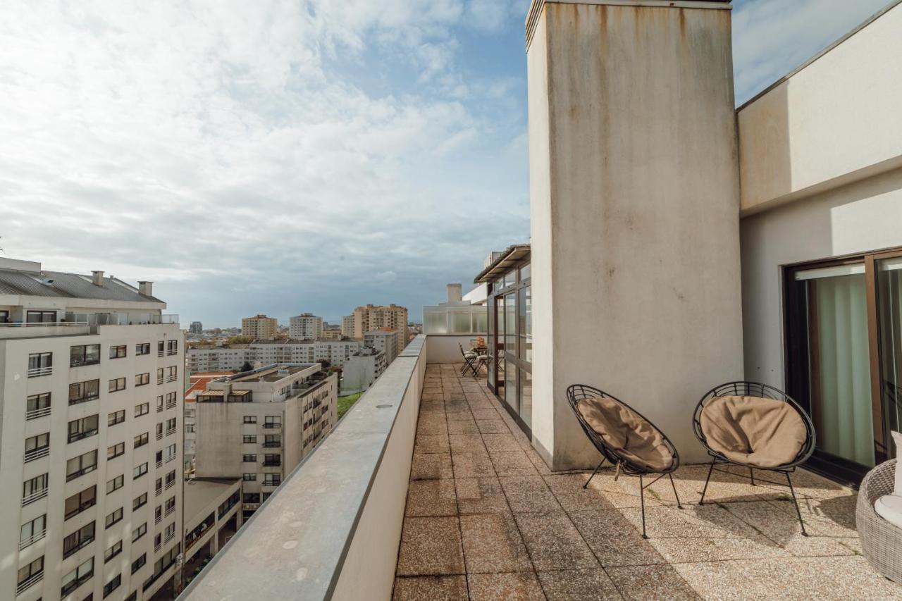 Center Grand With Seaview Terrace By Vacationy Apartment Porto