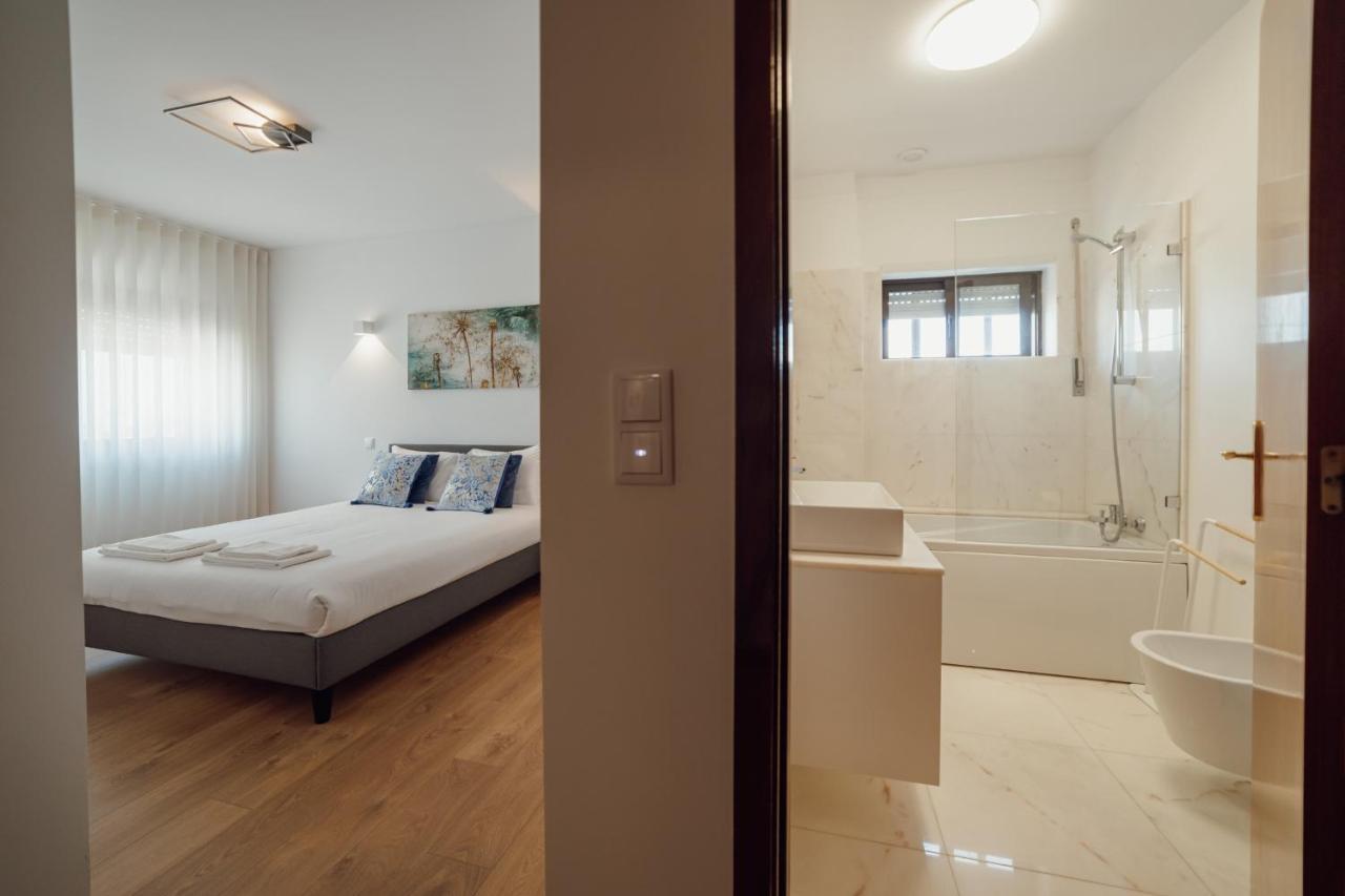 Center Grand With Seaview Terrace By Vacationy Apartment